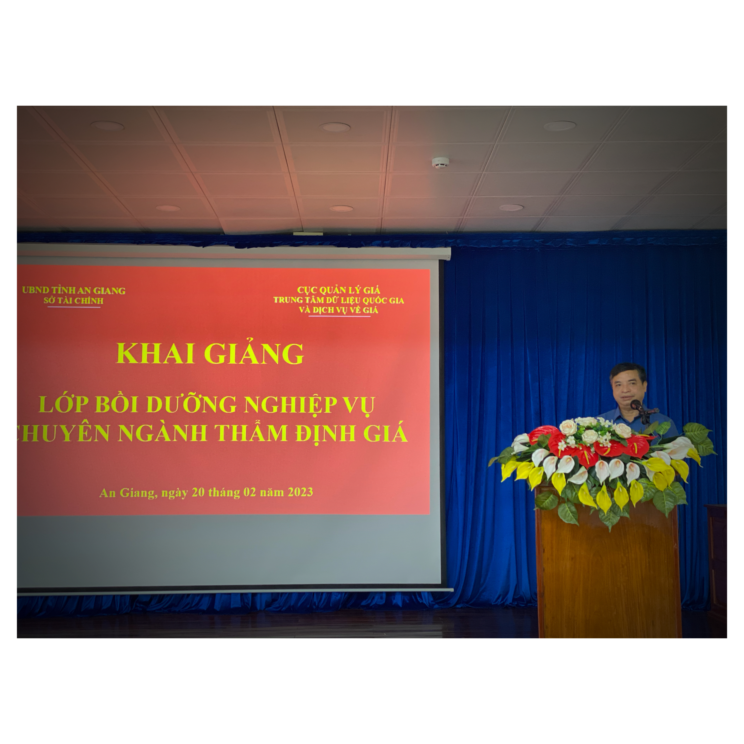 Khai giảng khoá Bồi dưỡng nghiệp vụ chuyên ngành thẩm định giá (Thẩm định giá nhà nước) tại tỉnh An Giang